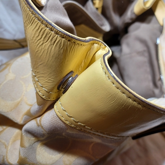 Coach business tote - Picture 9 of 11